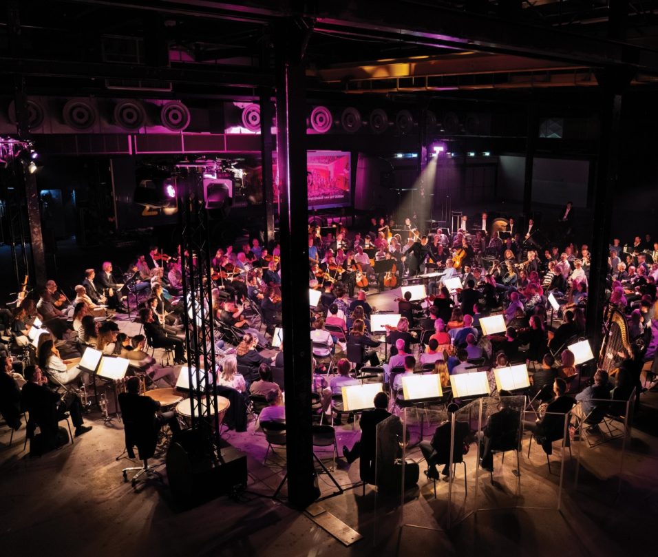 PHILSURROUND EINDHOVEN 71 Groot