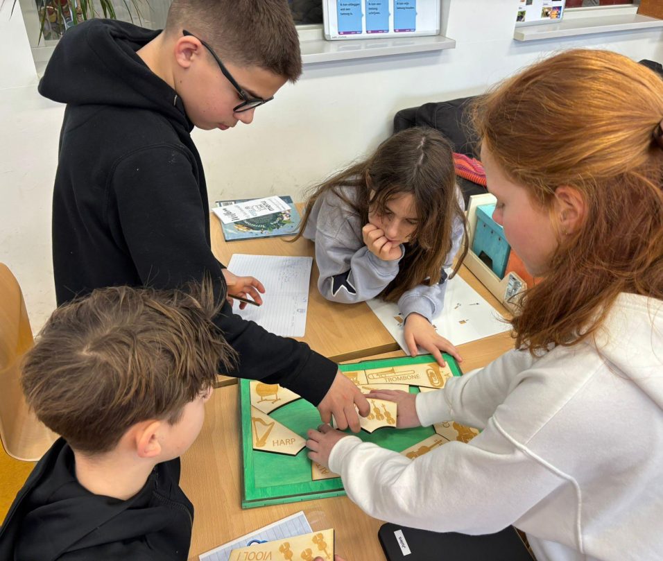 DK Weert Magic Music Box 1