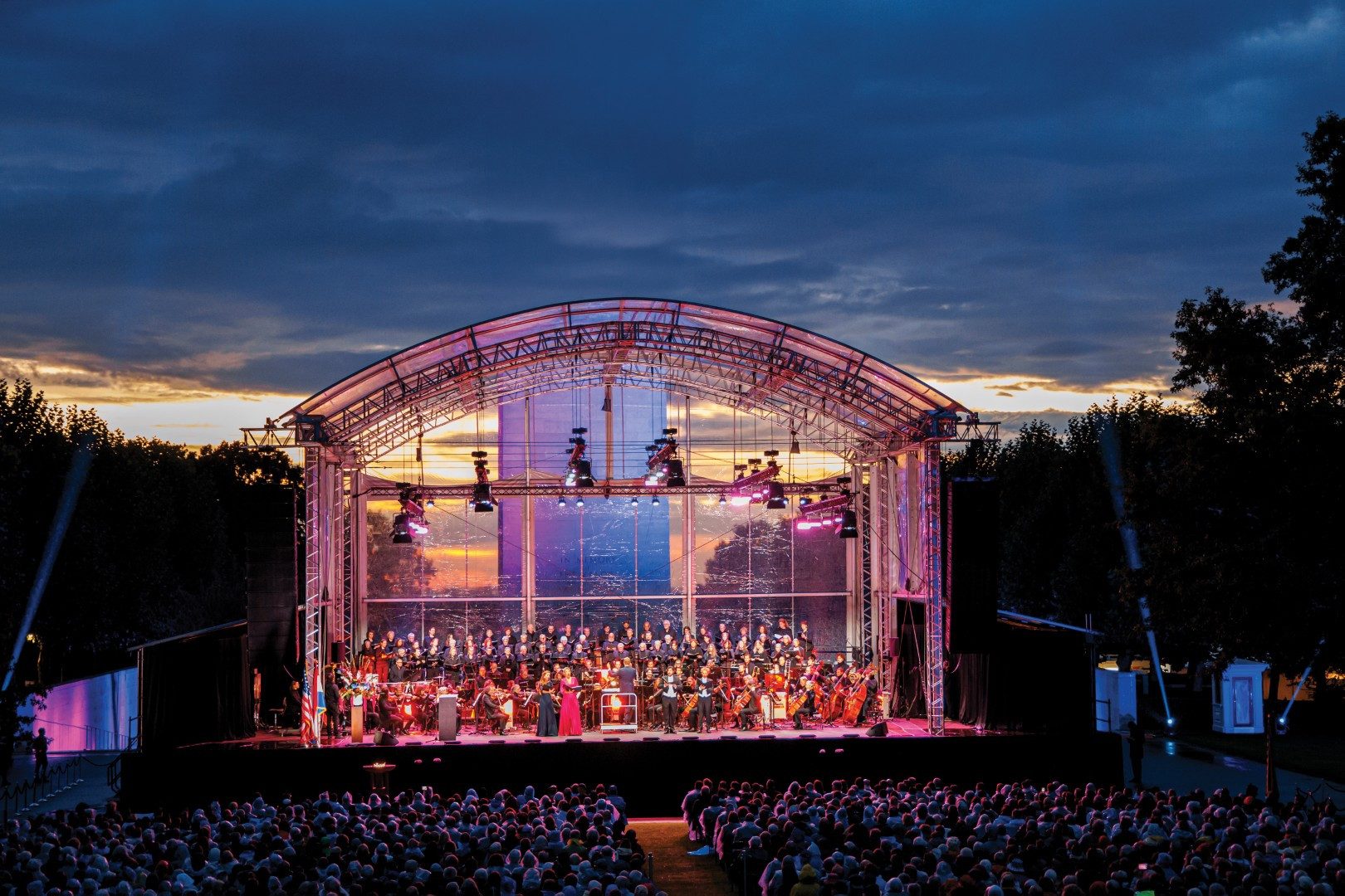 Gratis Open Air concert &#039;DE OPENING&#039; Philzuid opent festival DE OPENING